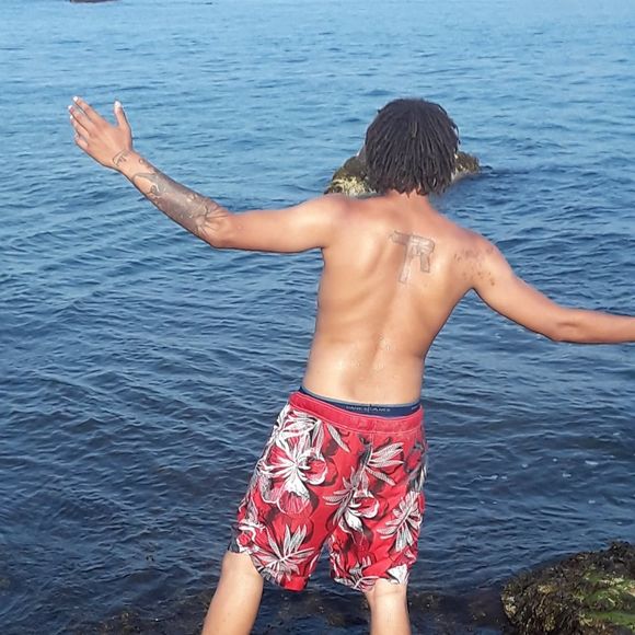 Meet your Posher, Rey - Picture 1 of 1